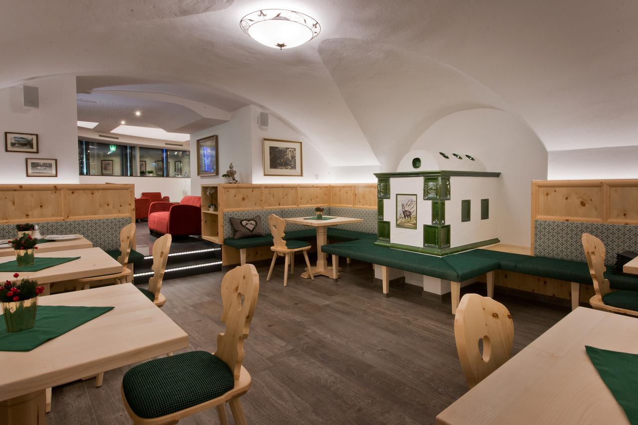 Hotel Neuwirt 젤암질러 외부 사진