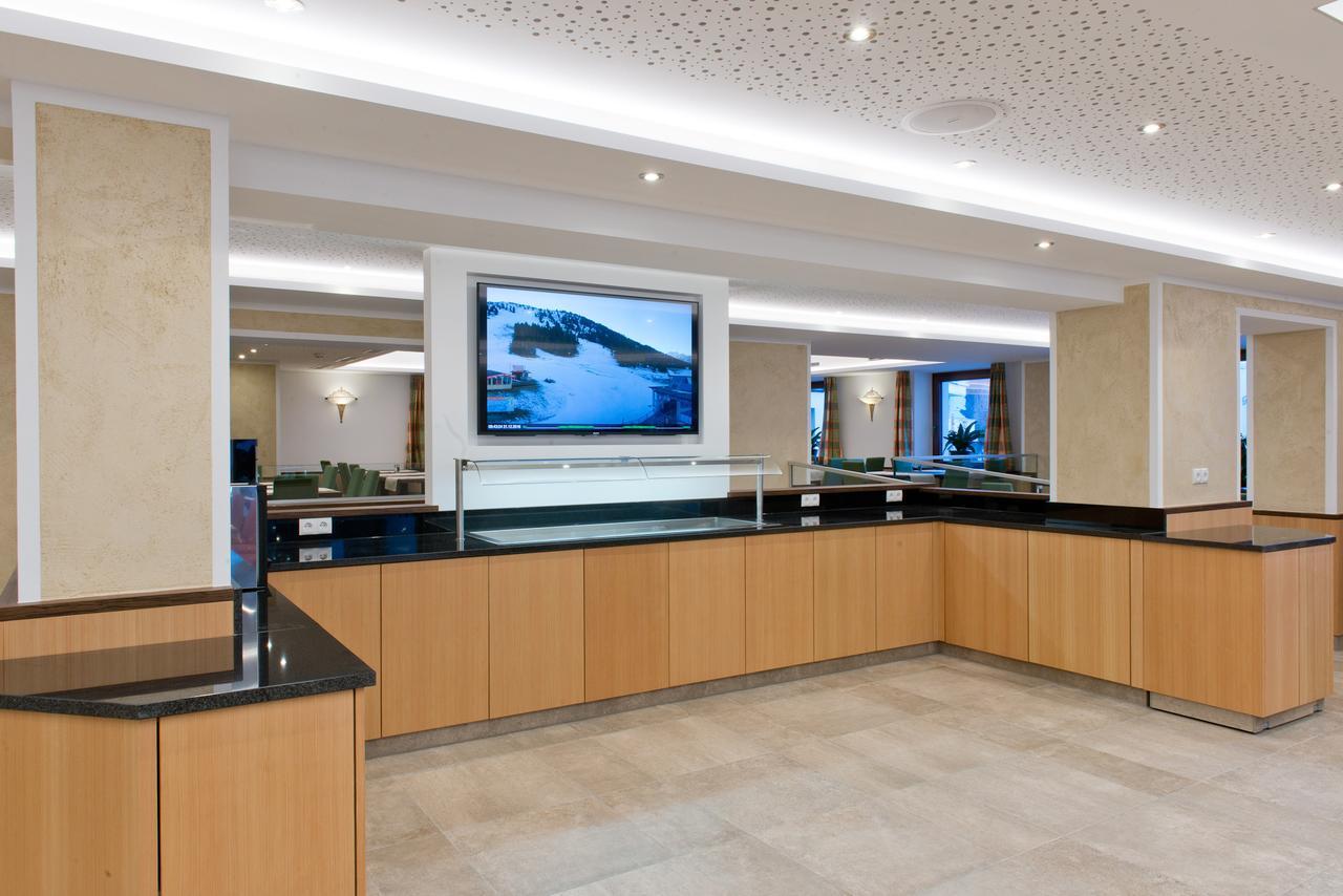 Hotel Neuwirt 젤암질러 외부 사진