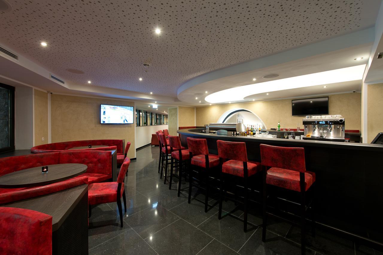 Hotel Neuwirt 젤암질러 외부 사진