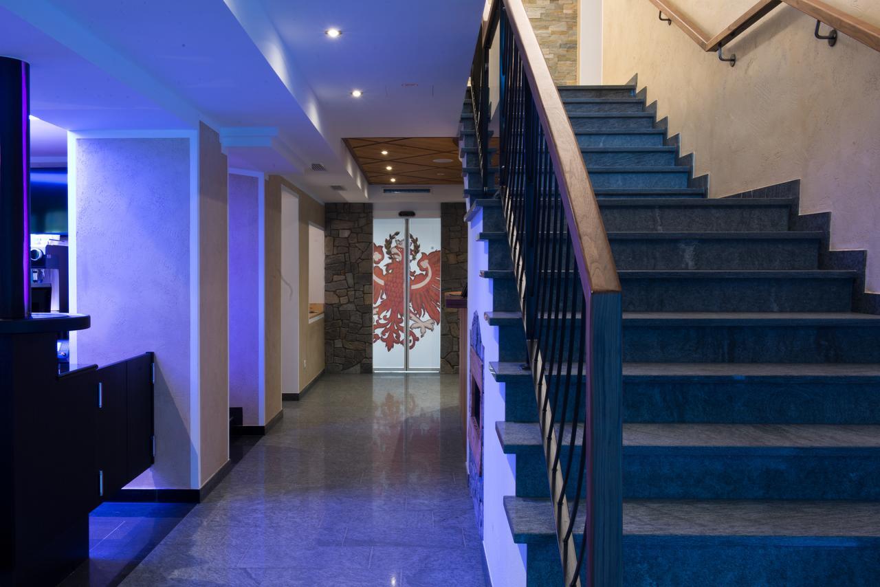 Hotel Neuwirt 젤암질러 외부 사진